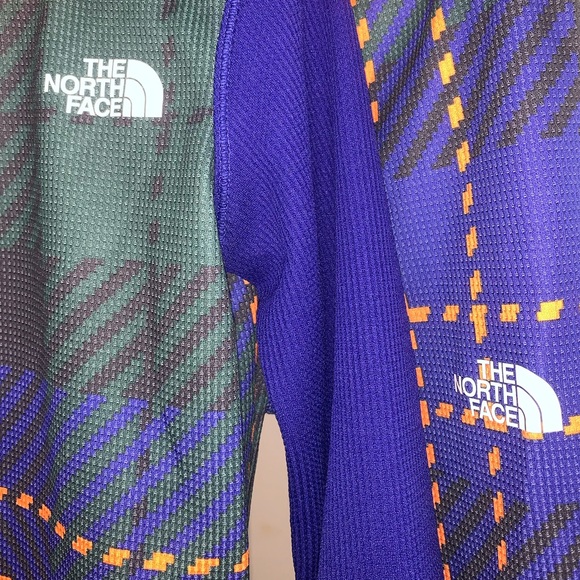 The North Face Kids 2-Piece Thermal Layer Set | Cozy Waffle Base - 5T - Picture 3 of 9